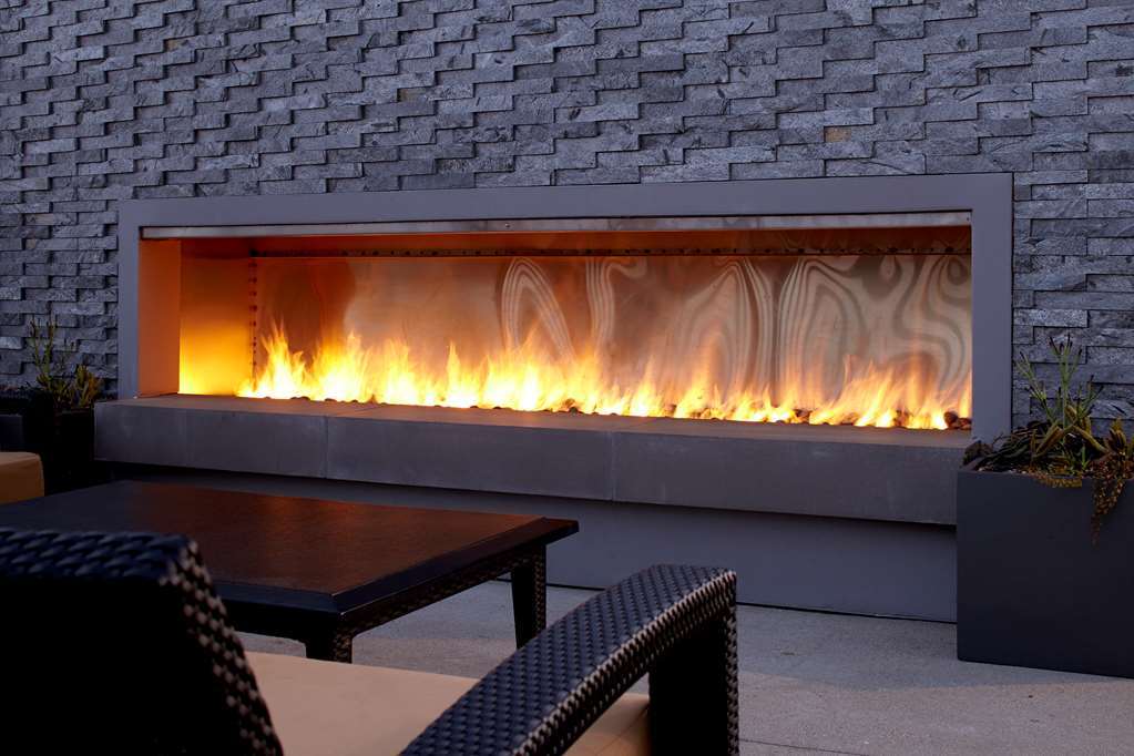 Hyatt Place Marlborough/Apex Center Интерьер фото
